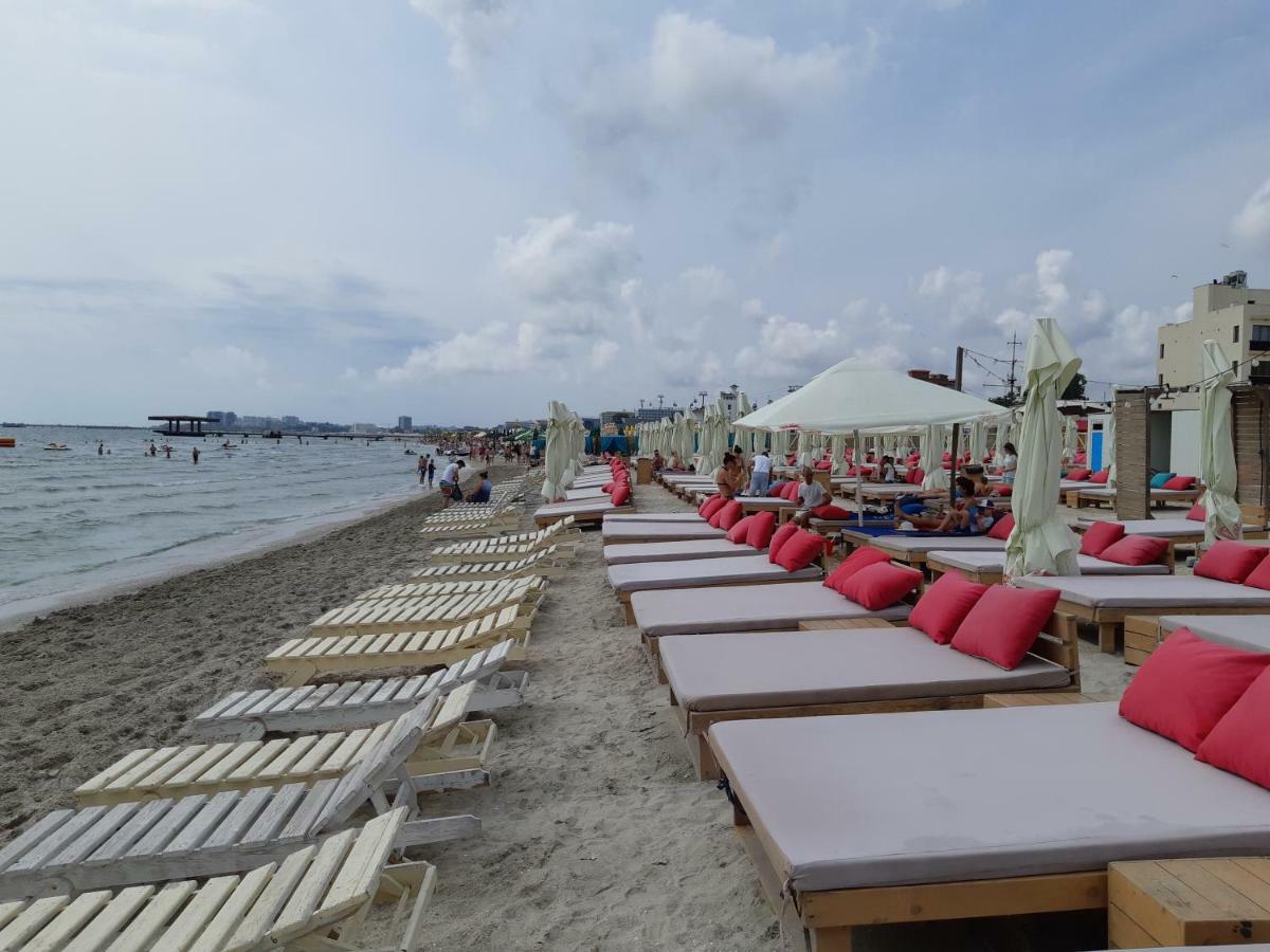 Apartament Evelyn Mamaia Bagian luar foto